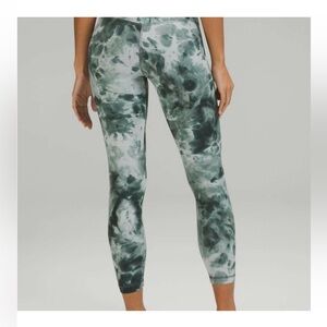 Lululemon Green Diamond Dye Leggings size 0